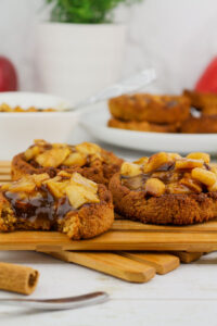 Lahtised-õunaküpsised-mandlijahupõhjaga